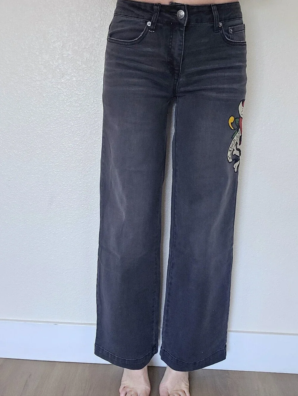 ❤️NWT Ed Hardy Embroidered Wide Leg Jeans - Picture 2 of 10